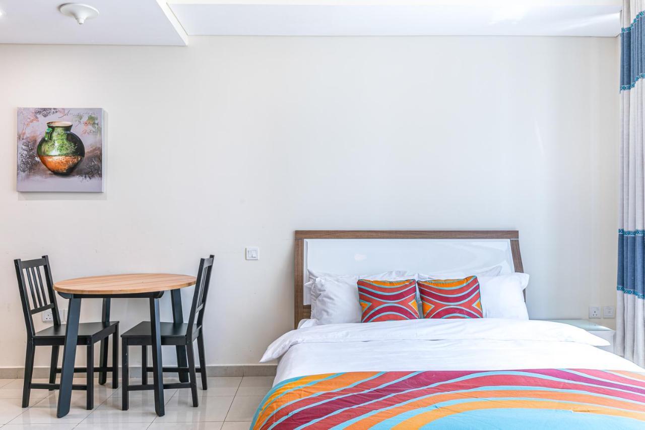 Dhh - Cozy And Bright Studio, Bay Central West Tower ドバイ エクステリア 写真