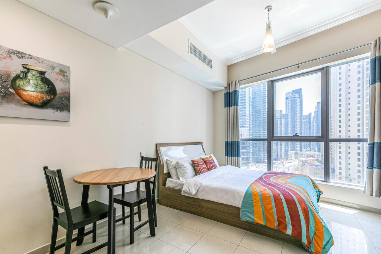 Dhh - Cozy And Bright Studio, Bay Central West Tower ドバイ エクステリア 写真
